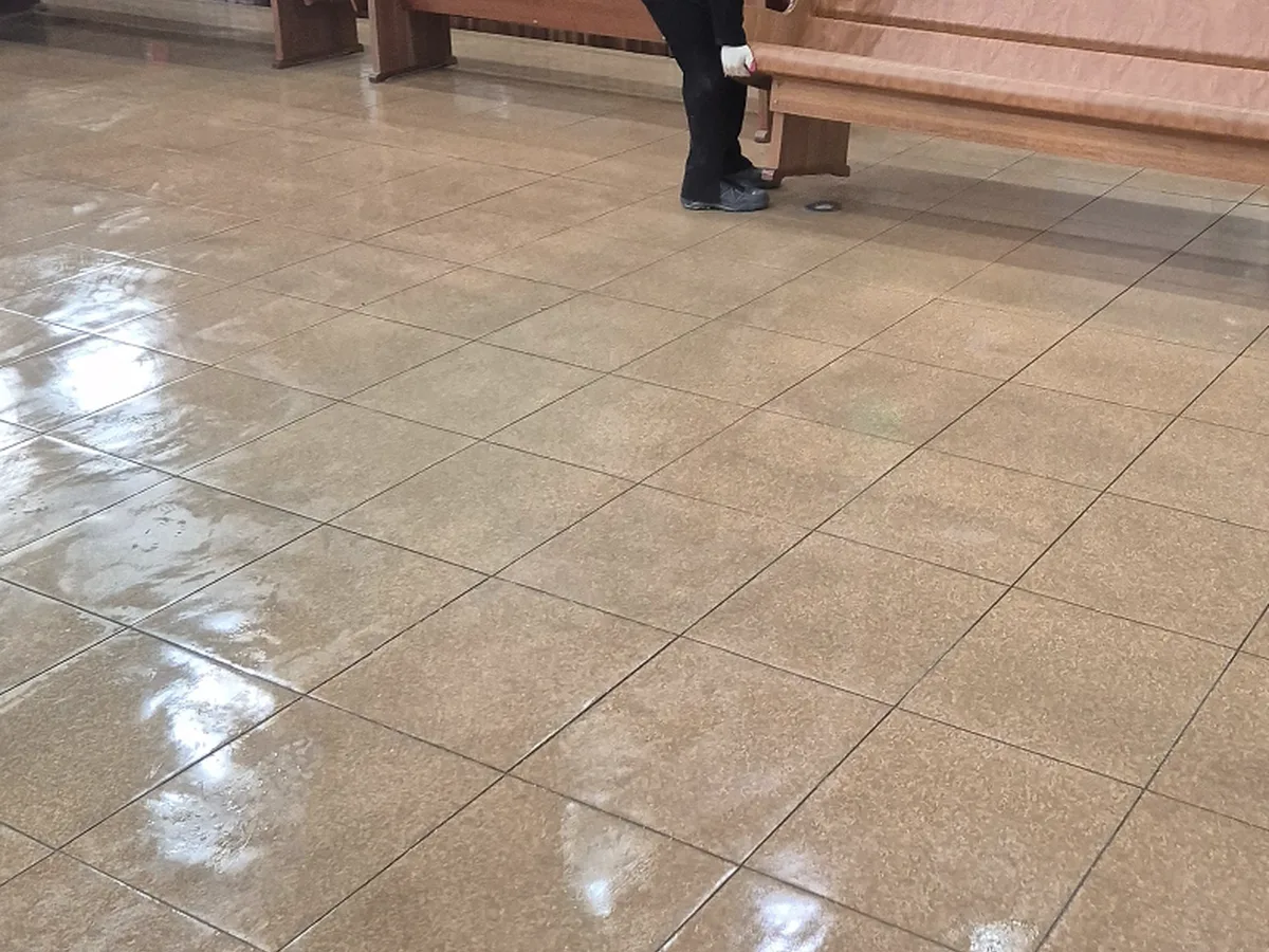 노원구 월계동 예배당 방송실 장비 주변 정밀 위생청소 사례 - 행진크린